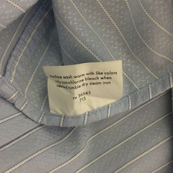 BCBG MAXAZRIA Blue Pinstriped Up Down Shirt XL17.5 - Picture 4 of 5